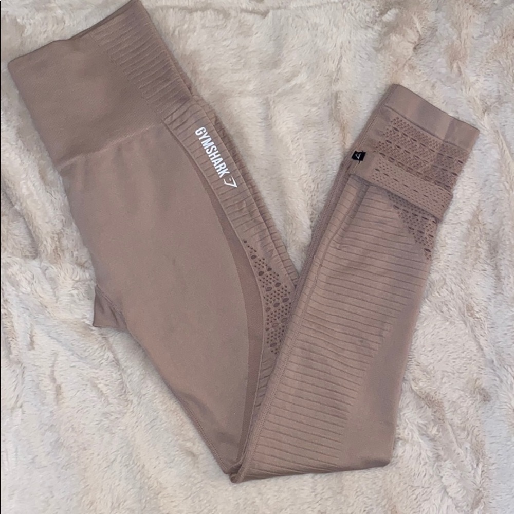 GYMSHARK energy+ seamless leggings color SAND